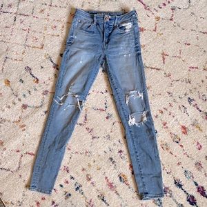 American Eagle High Waisted Jeans/Jeggings